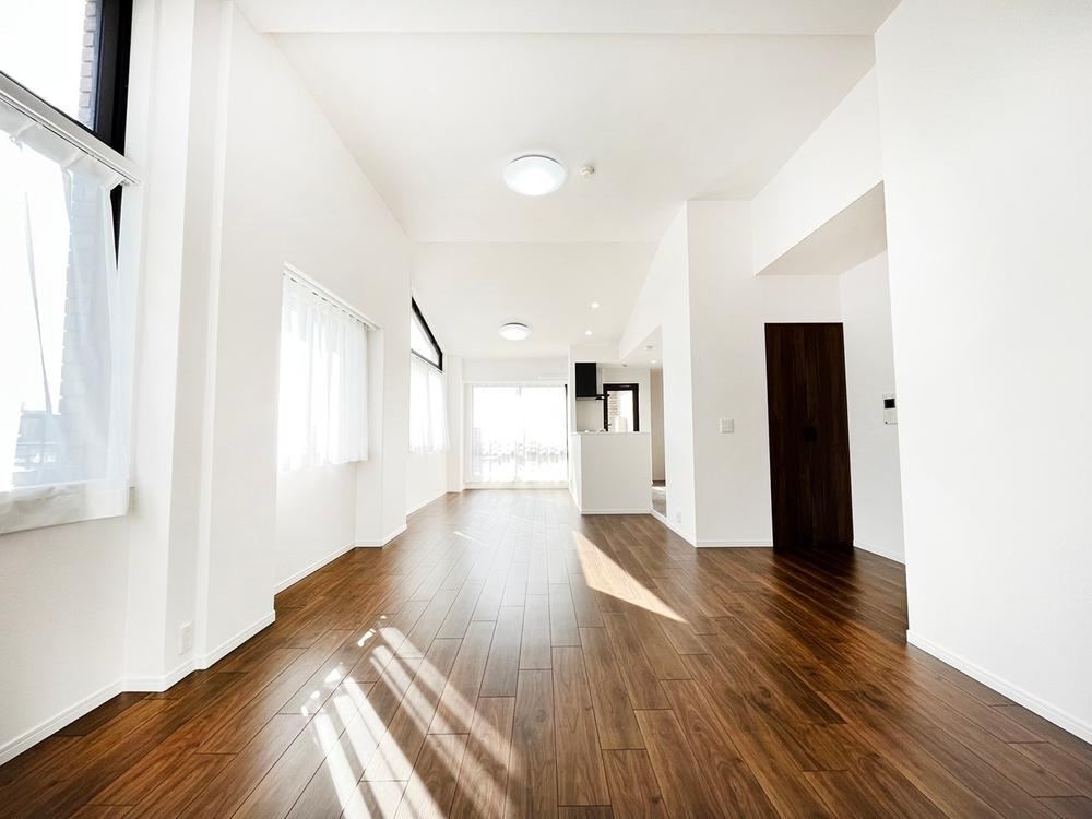3LDK apartment in Higashinada Ward, Kobe, Hyogo - Photo 1