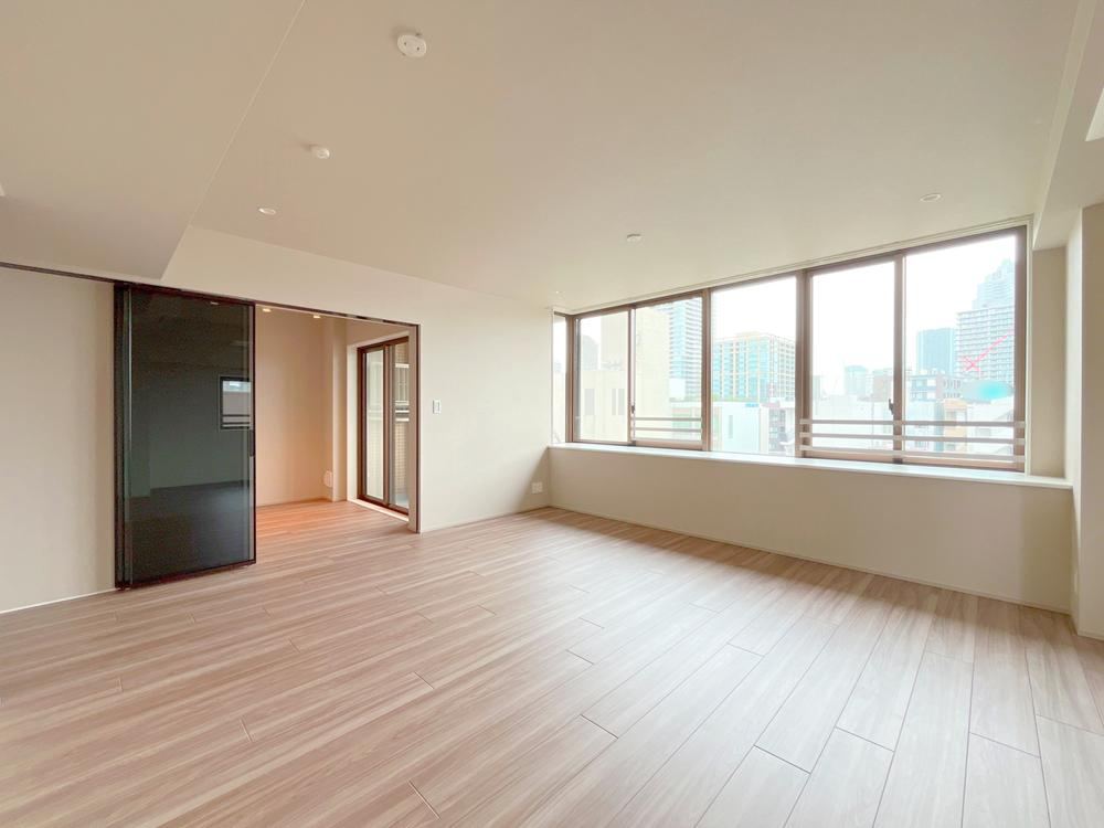 2LDK apartment in Chuo Ward, Tokyo - Photo 1