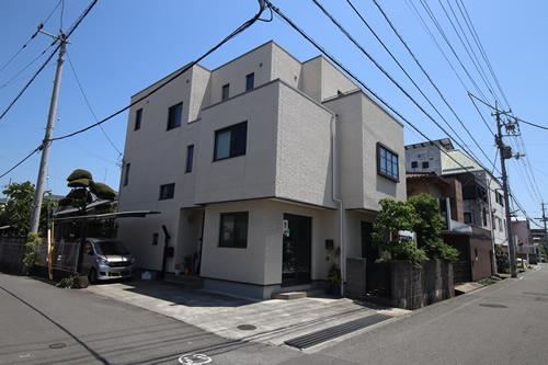 8LDKK house in Matsuyama, Ehime - Photo 1
