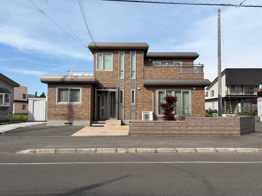 4LDK+2S house in Asahikawa, Hokkaido - Photo 1