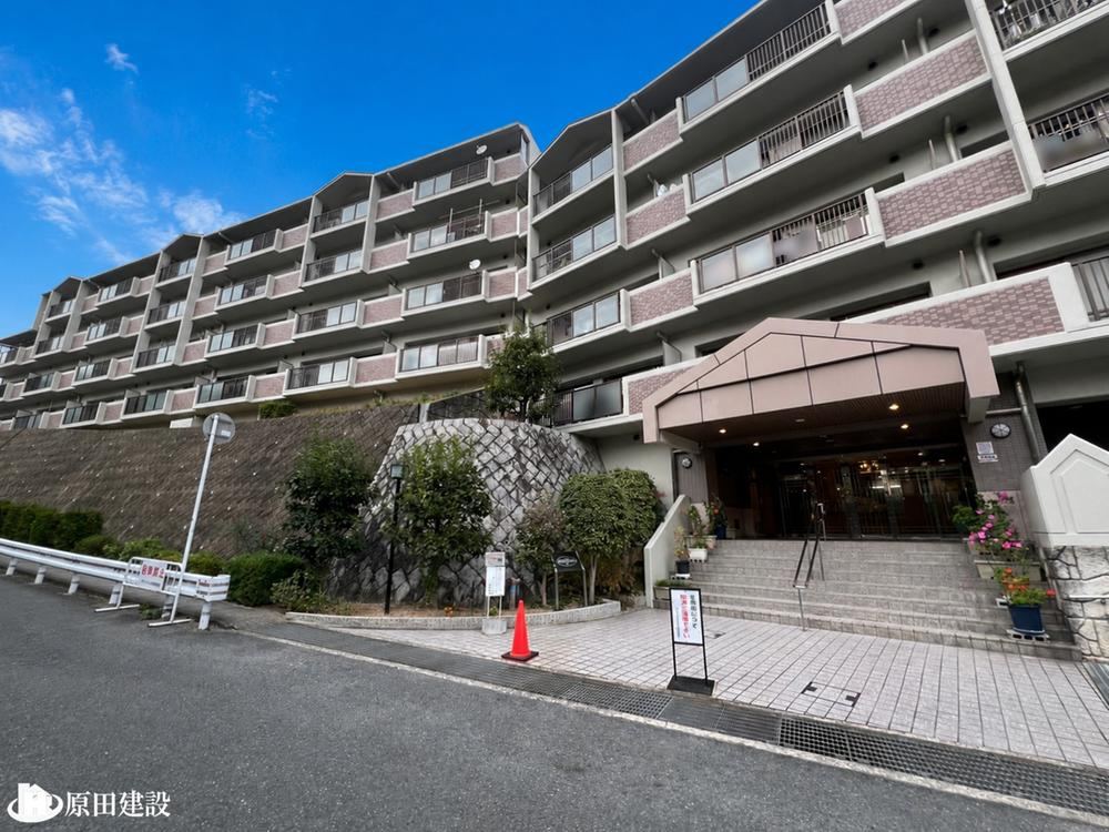 3LDK apartment in Ikoma, Nara - Photo 1