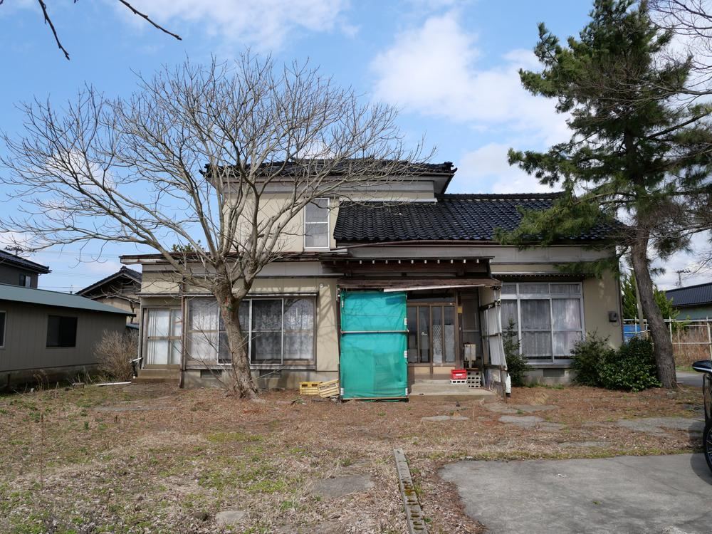 6DK house in Shonai, Higashitagawa District, Yamagata - photo 1