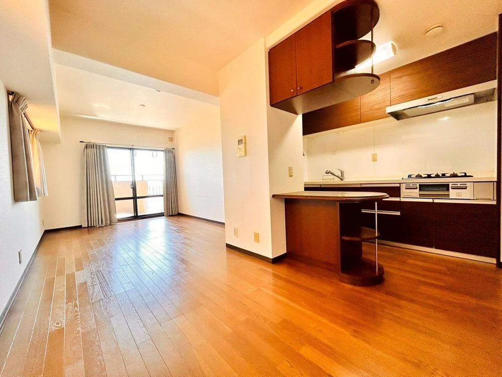 2LDK apartment in Izumisano, Osaka - Photo 1