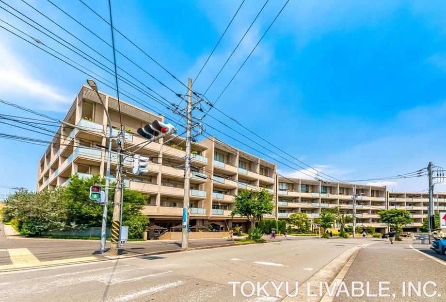 3LDK apartment in Aoba Ward, Yokohama, Kanagawa - Photo 1