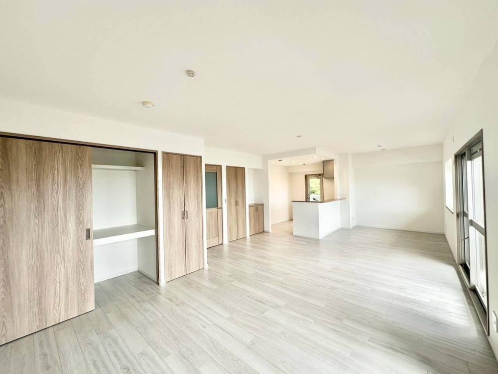 3LDK apartment in Nishi Ward, Hiroshima - Photo 1