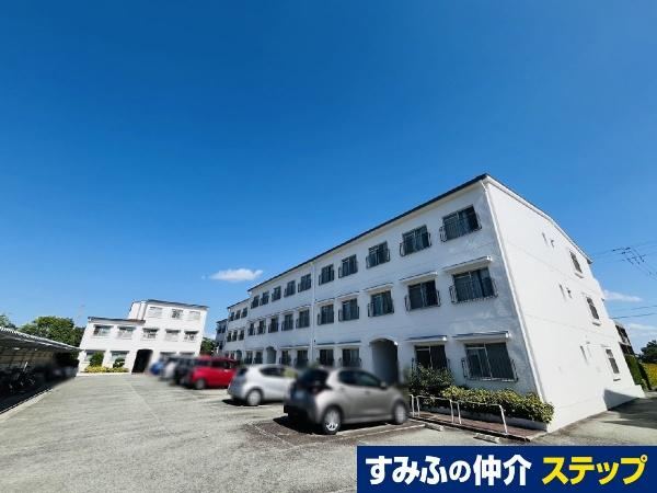 3LDK apartment in Mino, Osaka - Photo 1