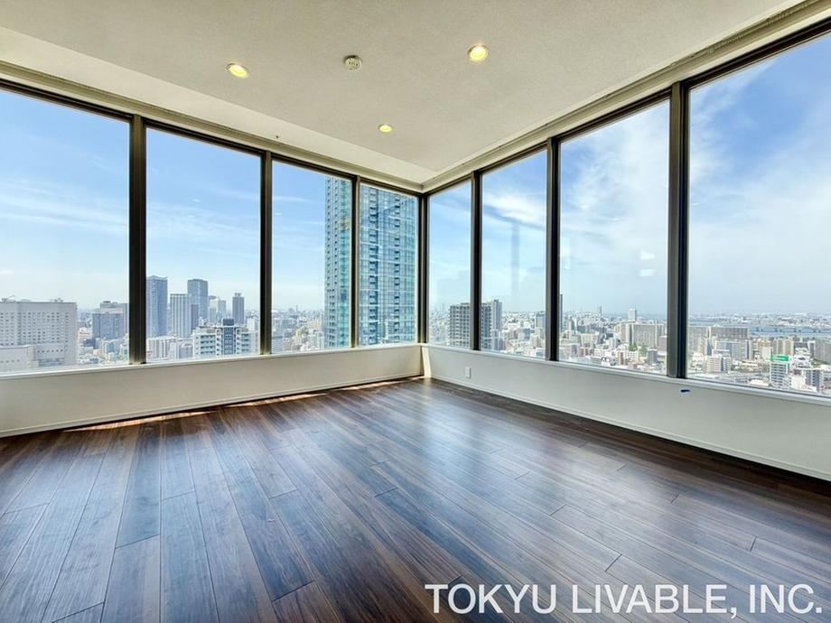 3LDK apartment in Kita Ward, Osaka - Photo 1