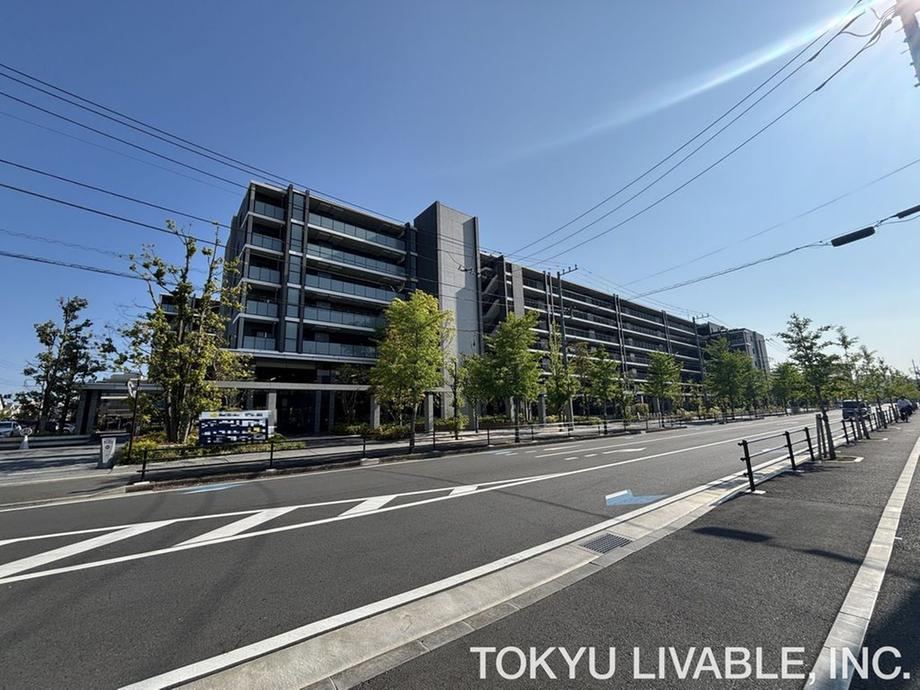 3LDK apartment in Hiratsuka, Kanagawa - Photo 1