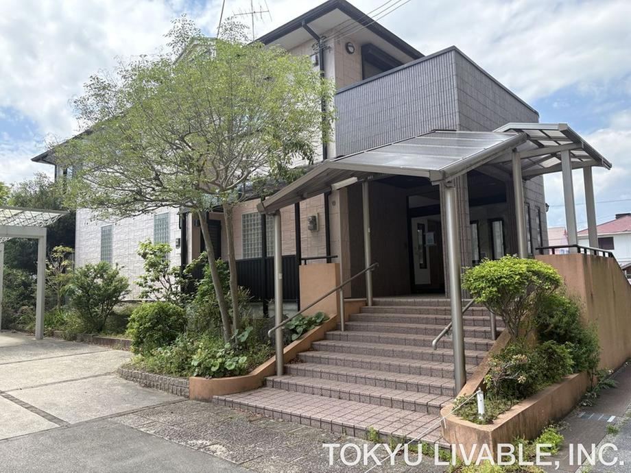 8LDK house in Moriyama, Shiga - Photo 1