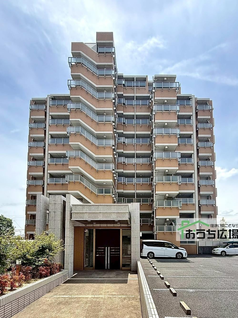 4LDK apartment in Nakagawa Ward, Nagoya, Aichi - Photo 1