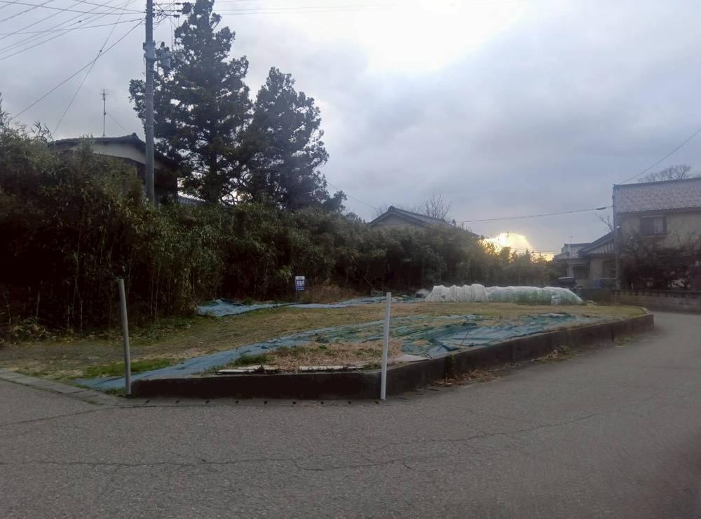 523 m² land in Nishi Ward, Niigata - Photo 1