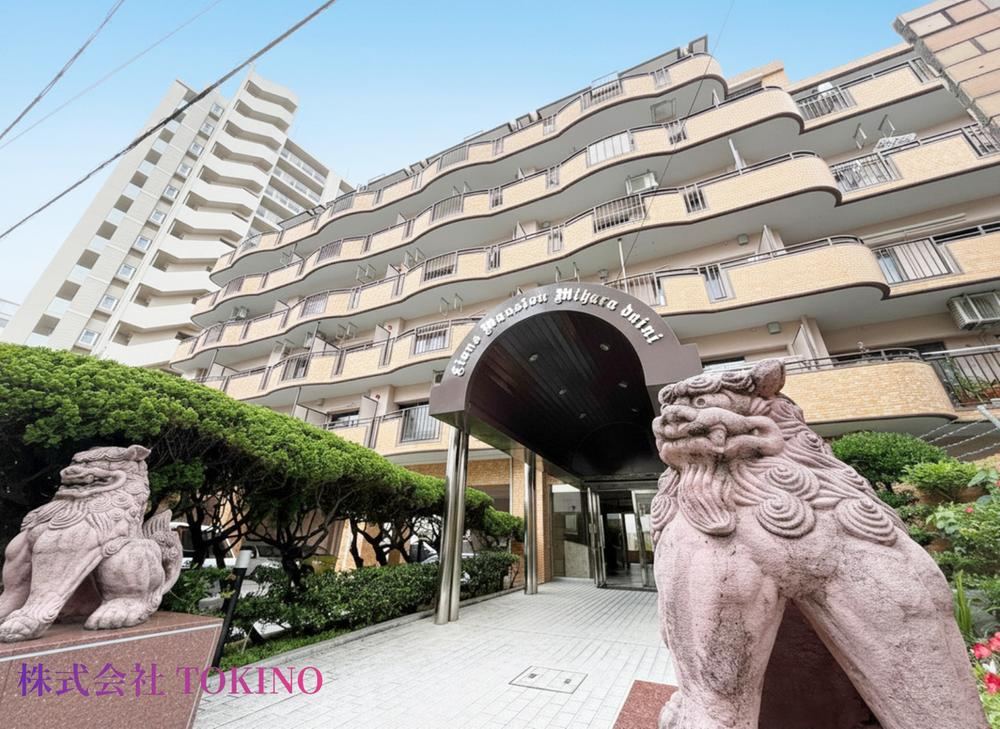 4LDK apartment in Naha, Okinawa - Photo 1