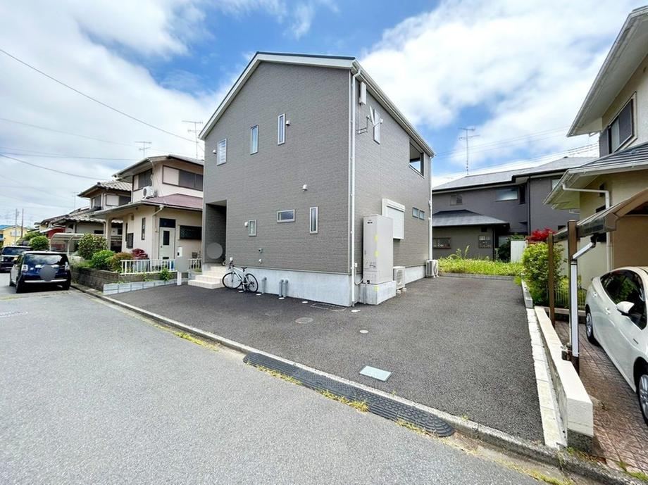 4LDK+S house in Sakae, Imba District, Chiba - Photo 1