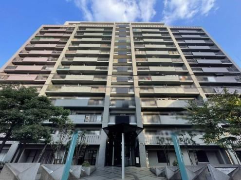 2LDK apartment in Sumida Ward, Tokyo - Photo 1