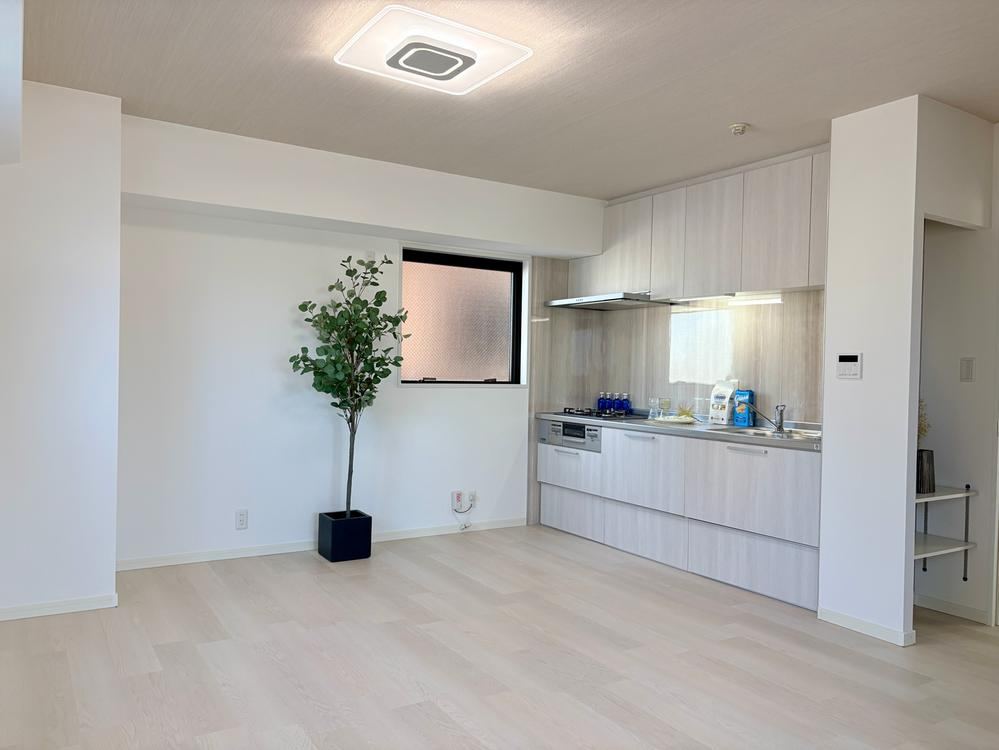 2LDK apartment in Otake, Hiroshima - Photo 1
