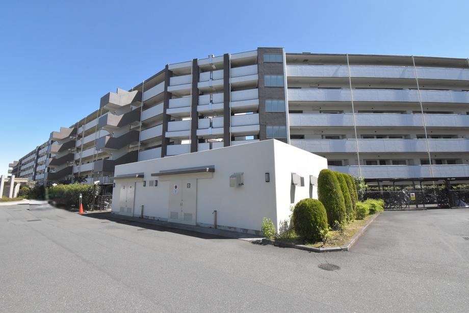 3LDK apartment in Hachioji, Tokyo - Photo 1