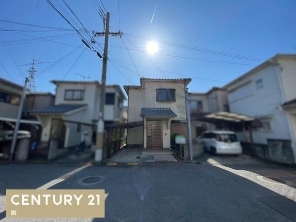 3LDK house in Wakayama, Wakayama - Photo 1