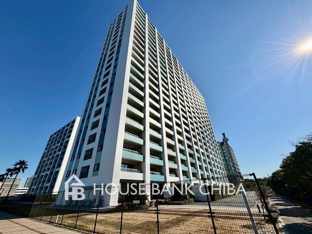 3LDK apartment in Chuo Ward, Chiba - Photo 1