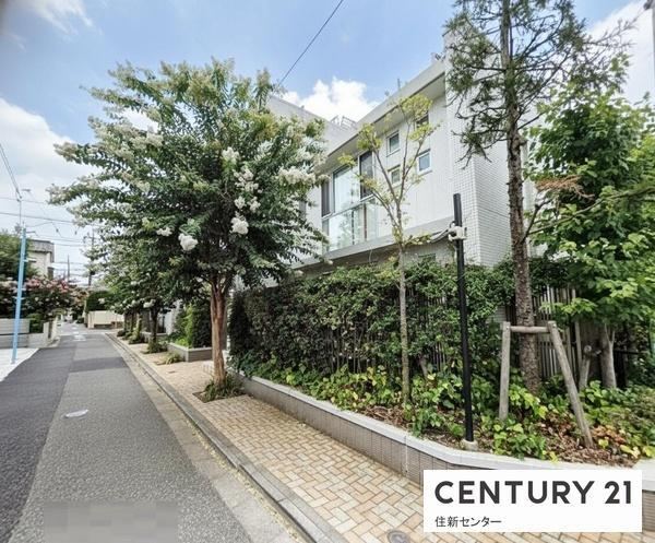 3LDK apartment in Suginami Ward, Tokyo - Photo 1