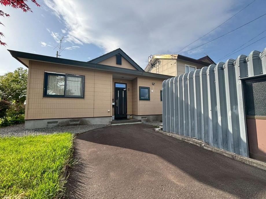 2LDK house in Asahikawa, Hokkaido - Photo 1