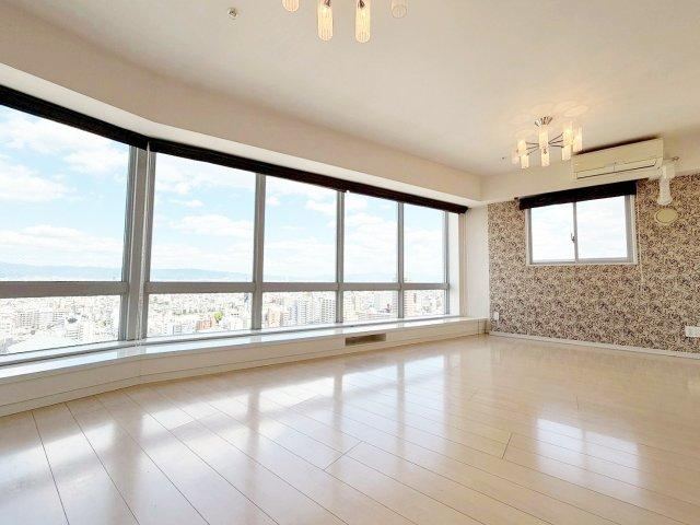 4LDK apartment in Tennoji Ward, Osaka - Photo 1
