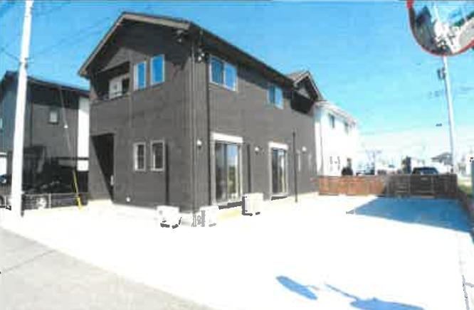 5LDK+S house in Hanyu, Saitama - Photo 1