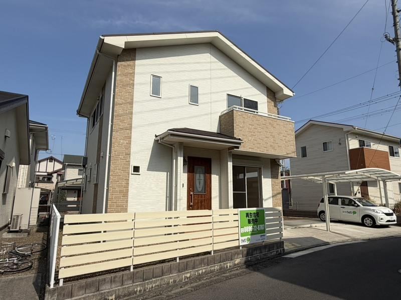 3LDK house in Shikokuchuo, Ehime - Photo 1