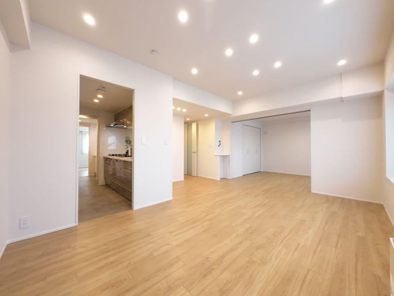 4LDK apartment in Chuo Ward, Sapporo, Hokkaido - Photo 1