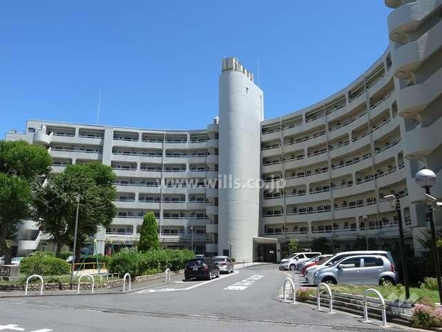 2LDK apartment in Suita, Osaka - Photo 1