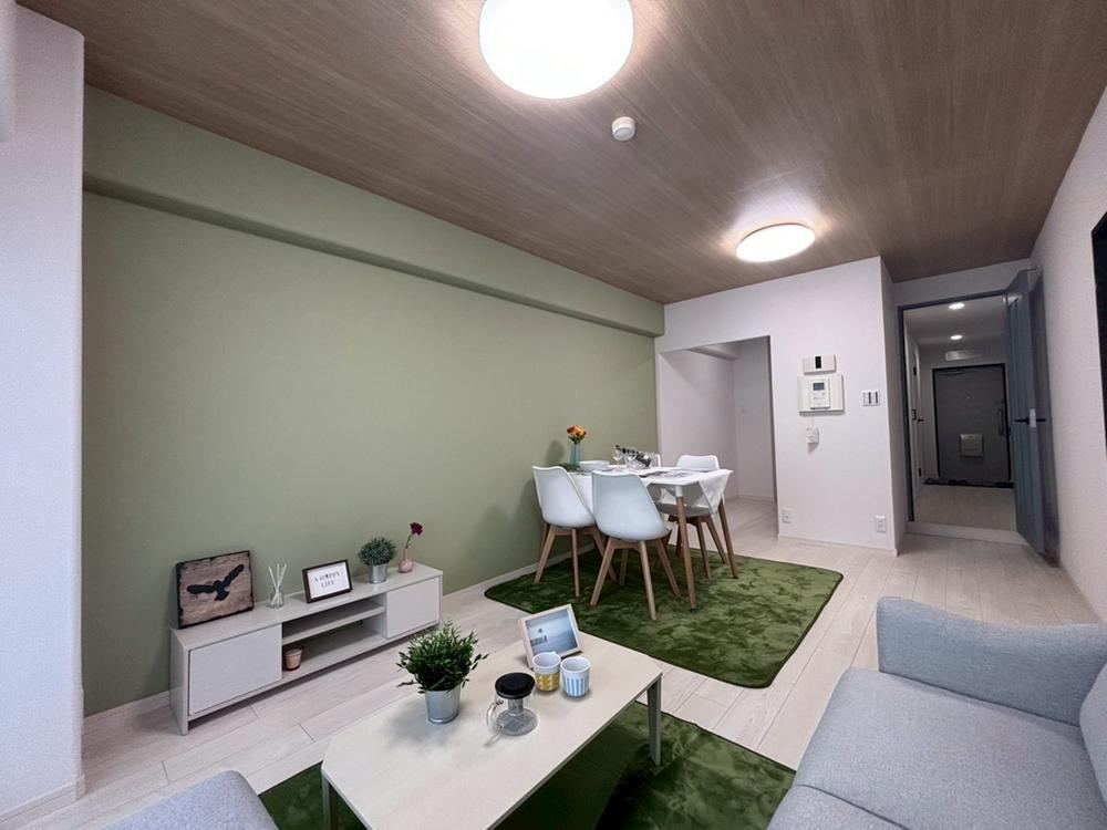 3LDK apartment in Hiratsuka, Kanagawa - Photo 1