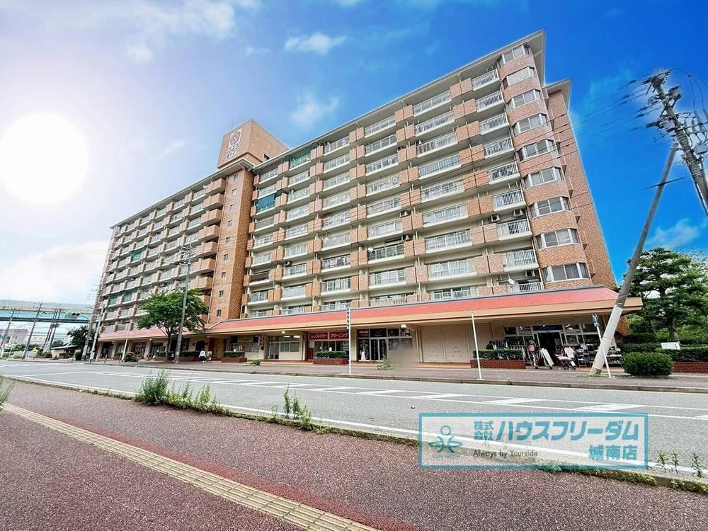 3LDK apartment in Hakata Ward, Fukuoka - Photo 1