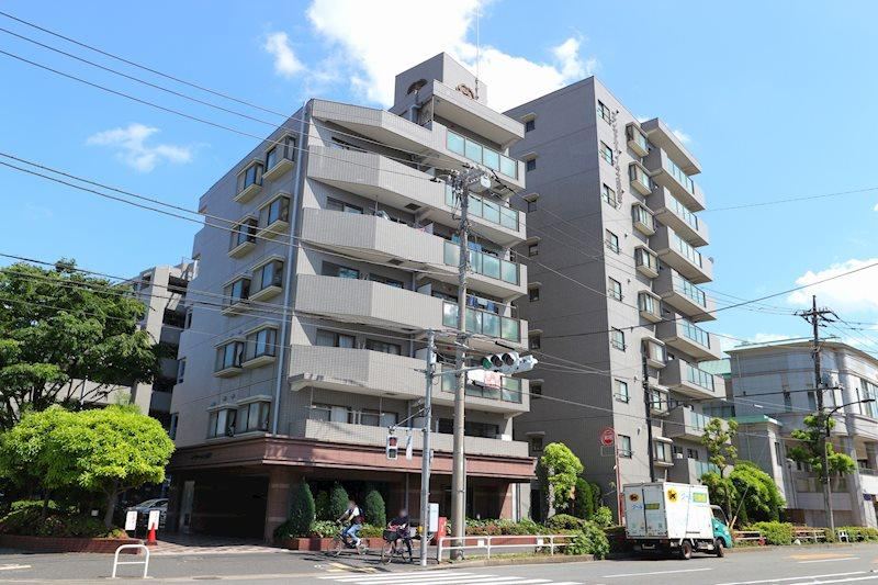 3LDK apartment in Ota Ward, Tokyo - Photo 1