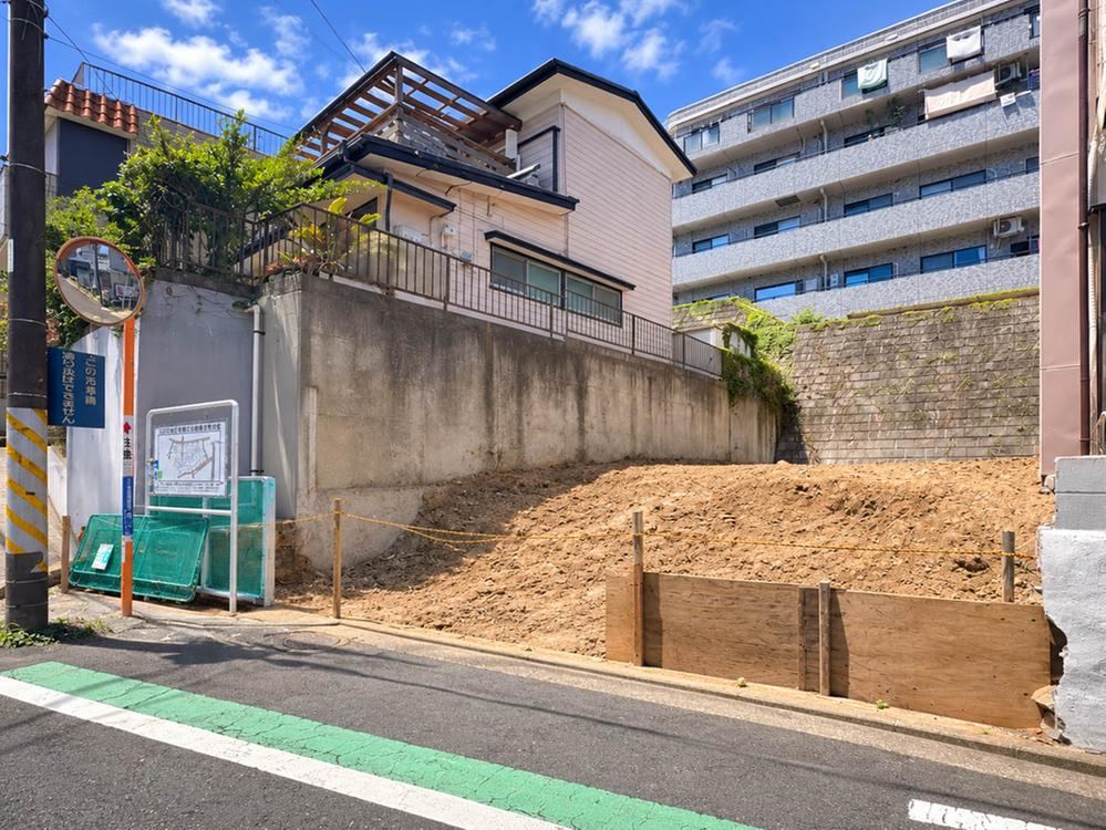 77 m² land in Nishi Ward, Yokohama, Kanagawa - Photo 1