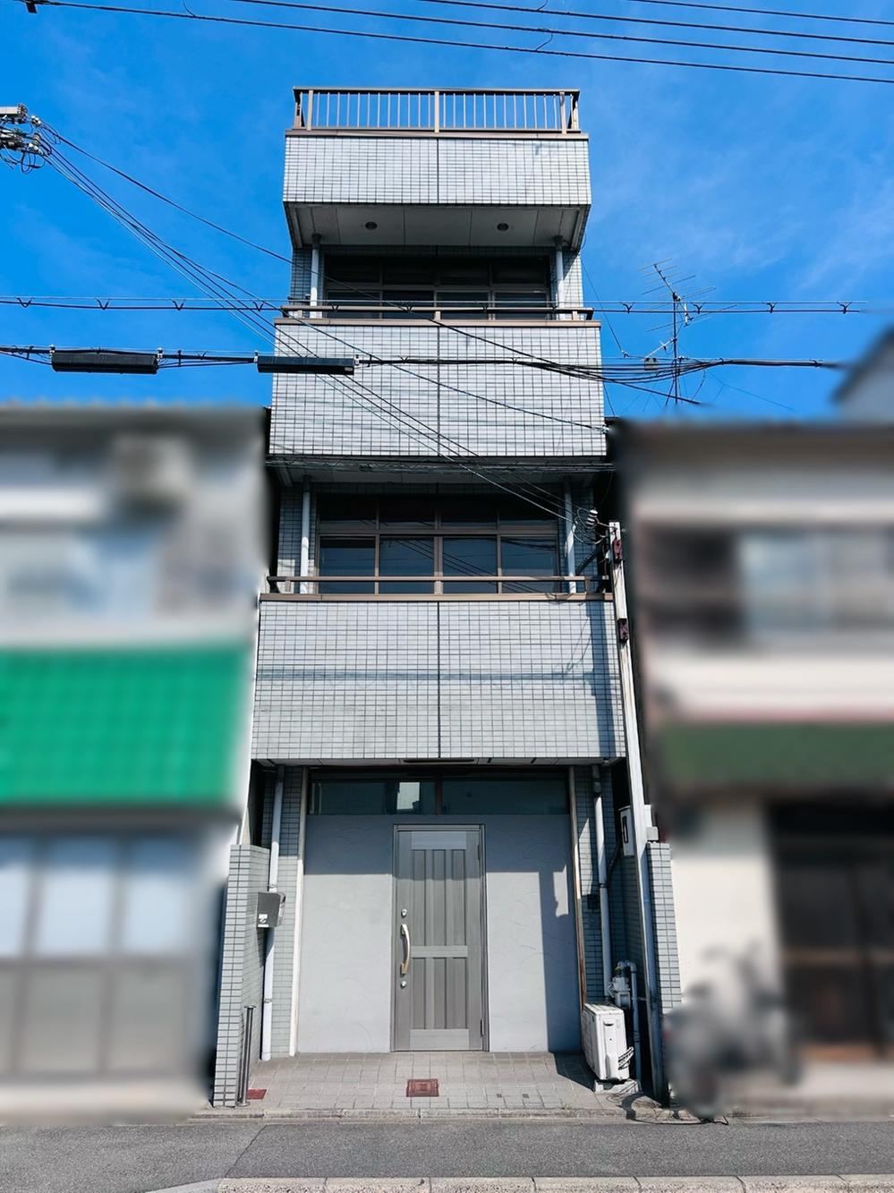4LDK house in Shimogyo Ward, Kyoto - Photo 1