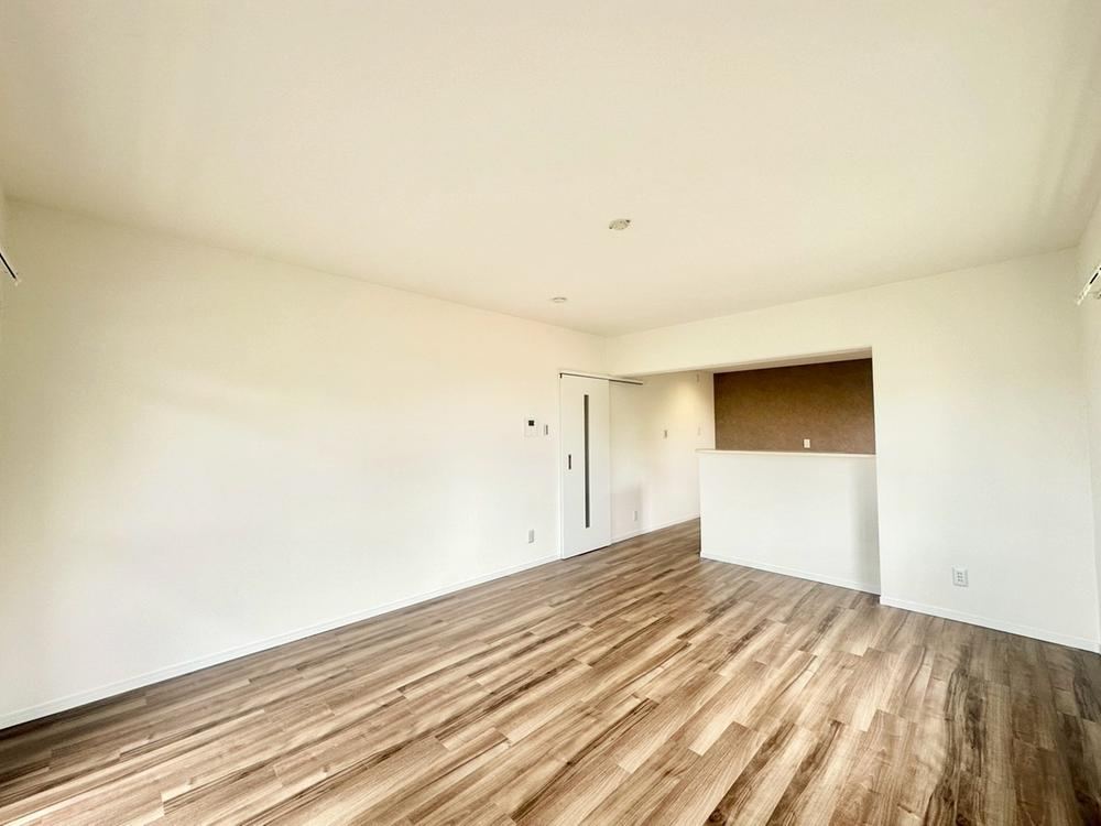 3LDK apartment in Nishi Ward, Hiroshima - Photo 1