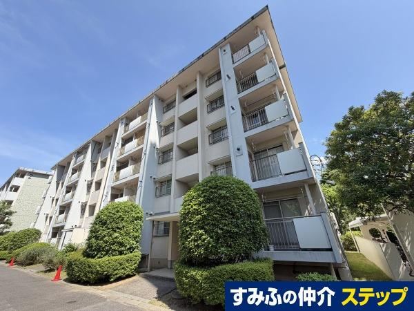 3DK apartment in Moriyama, Shiga - Photo 1