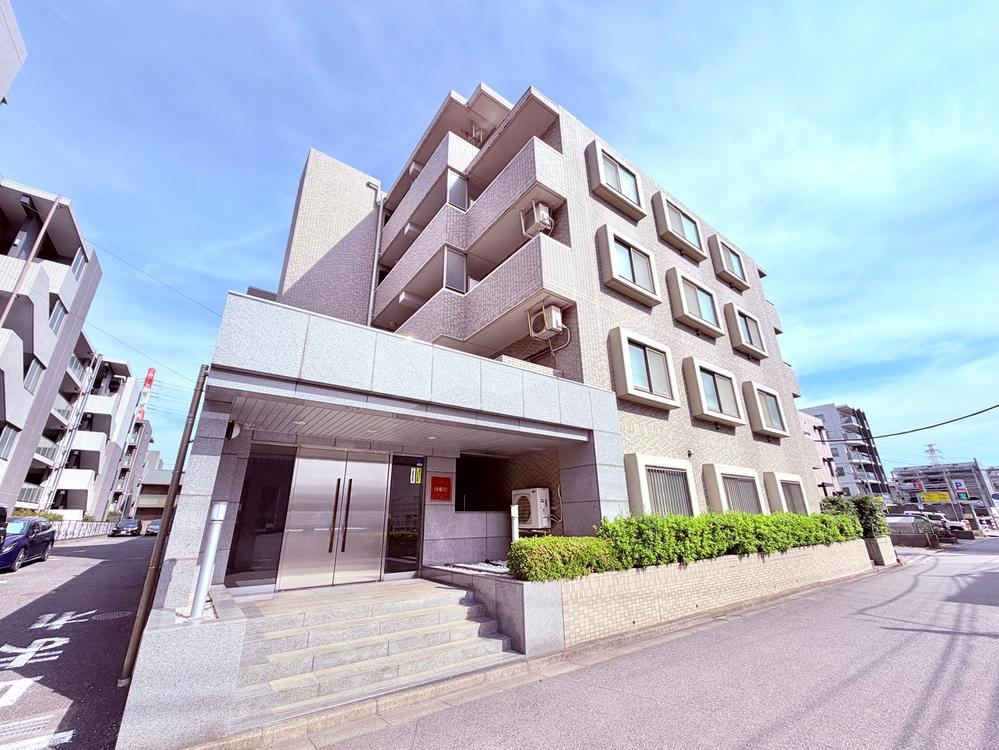 3LDK apartment in Funabashi, Chiba - Photo 1