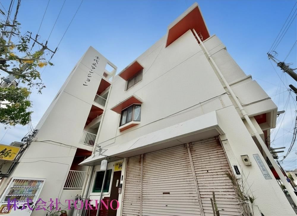 3LDK apartment in Naha, Okinawa - Photo 1