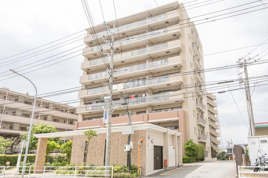 3LDK apartment in Yamato, Kanagawa - Photo 1