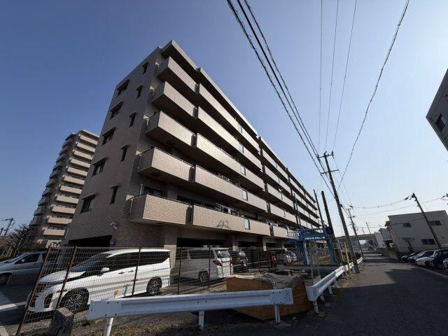 3LDK apartment in Takamatsu, Kagawa - Photo 1