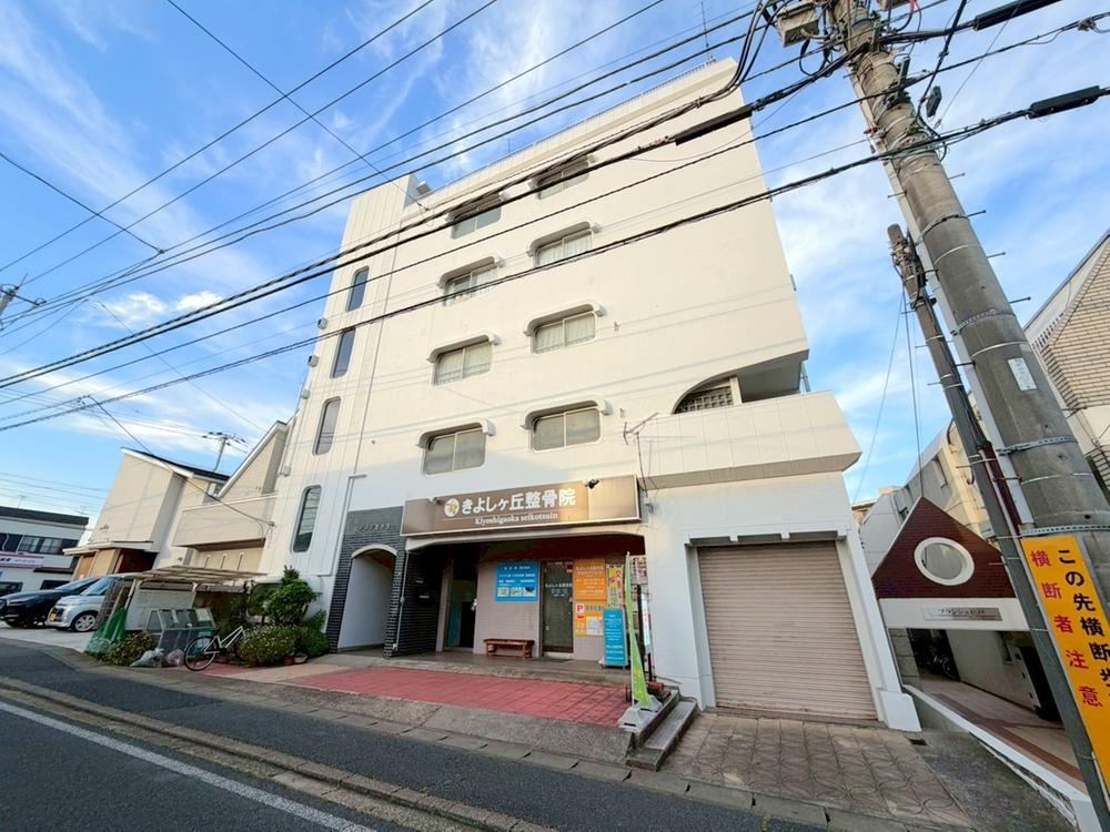 2LDK apartment in Matsudo, Chiba - Photo 1