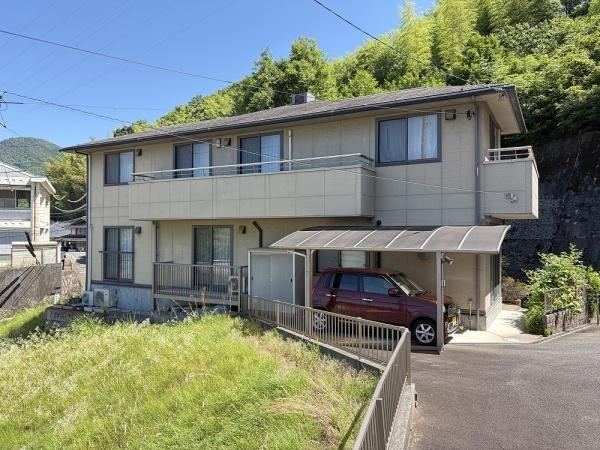 6LDK+S house in Asaminami Ward, Hiroshima - Photo 1