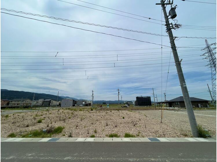 276 m² land in Hakusan, Ishikawa - Photo 1