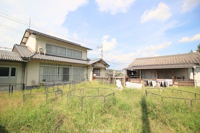 7DK house in Akaiwa, Okayama - Photo 1