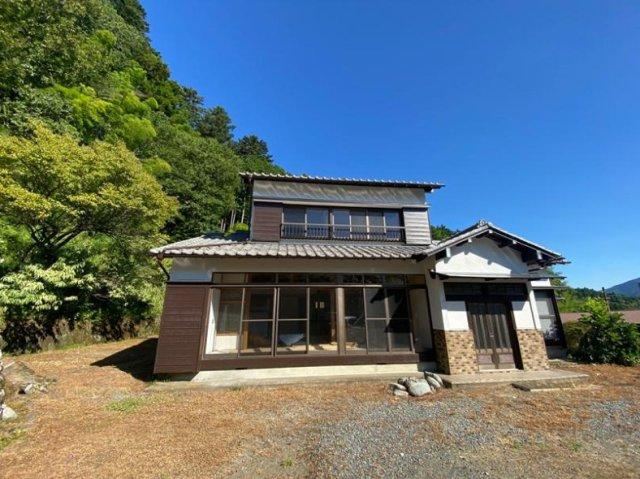 4LDK+S house in Nanbu, Minamikoma District, Yamanashi - Photo 1