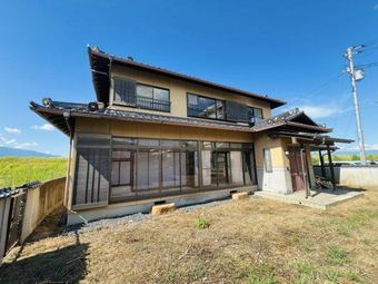 5LDK house in Ichikawamisato, Nishiyatsushiro District