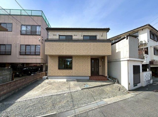 3LDK house in Kofu, Yamanashi - Photo 1