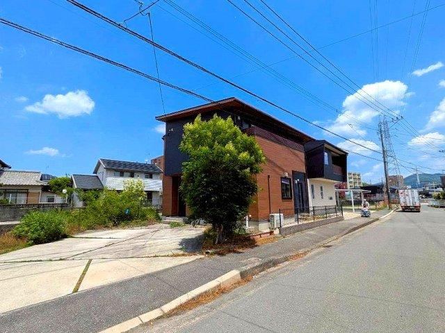 4LDK house in Kurume, Fukuoka - Photo 1