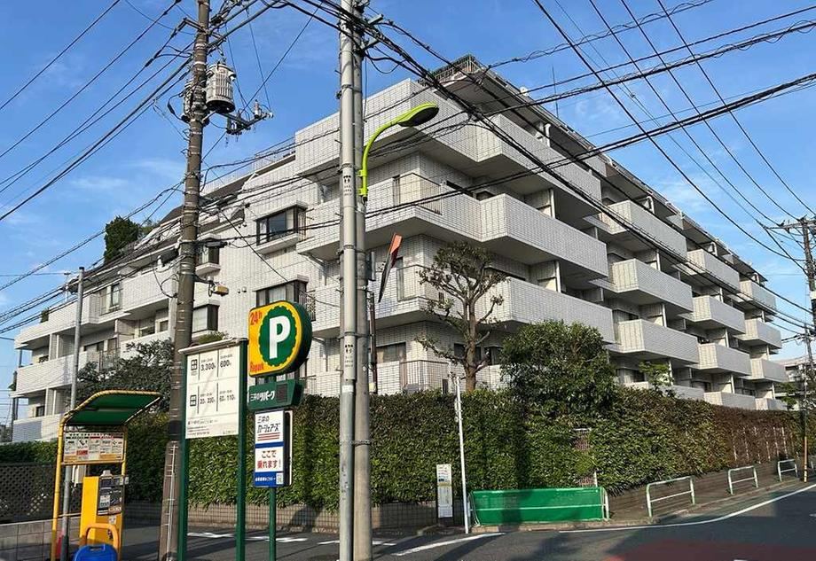 2LDK apartment in Setagaya Ward, Tokyo - Photo 1