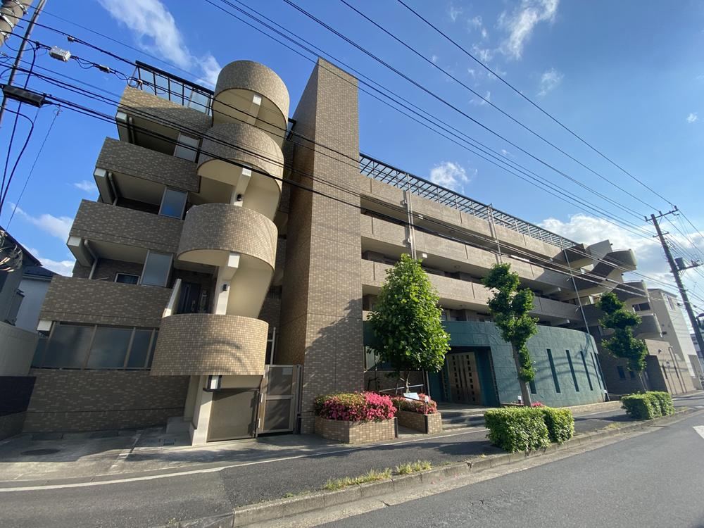 3LDK apartment in Yashio, Saitama - Photo 1